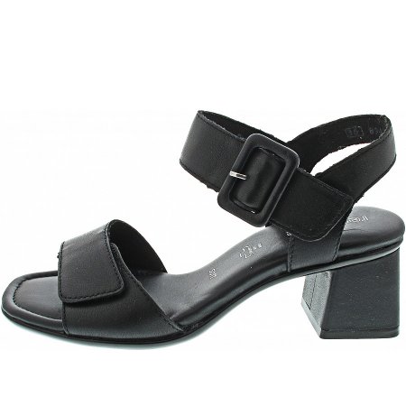 Remonte Sandale in schwarz